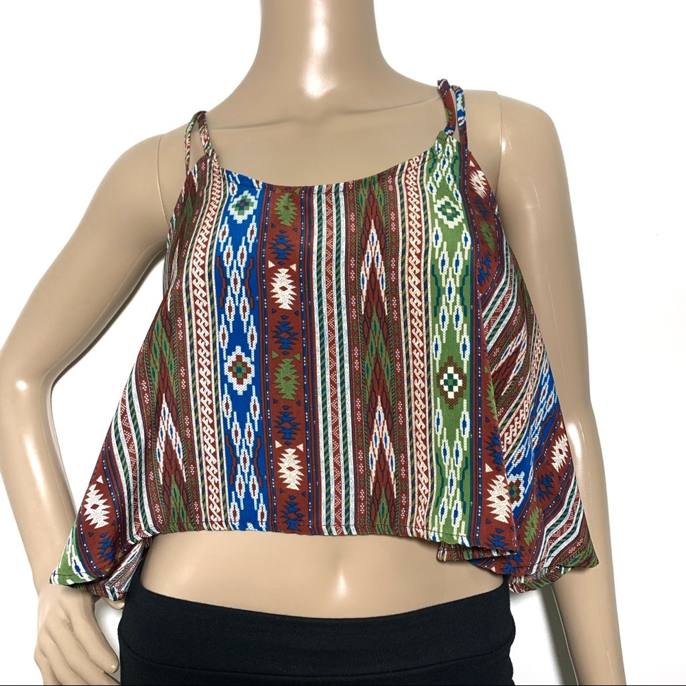Tobi Flowy Southwestern Print Crop Tank Top M
